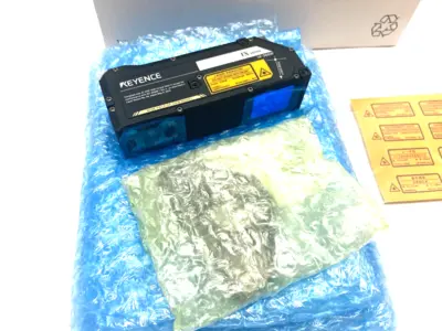 USED KEYENCE IMAGE BASED LASER SENSOR HEAD SCAN/LINE MODE 360MM