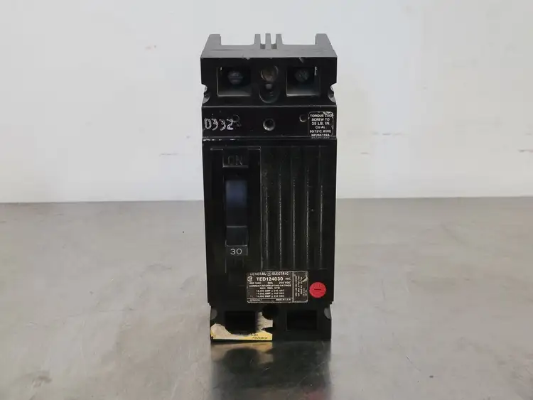 Used GENERAL ELECTRIC TED124030 Switchgears British Columbia CA | Lenmark #241694