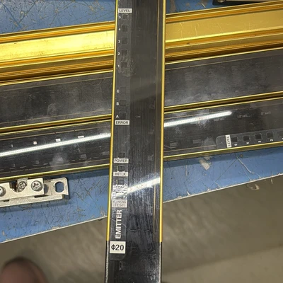 USED Omron F3SJ-A0635P20-L