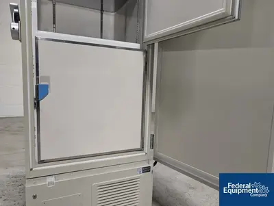 USED Panasonic Panasonic ULT Freezer, Model MDF-U53VA-PA
