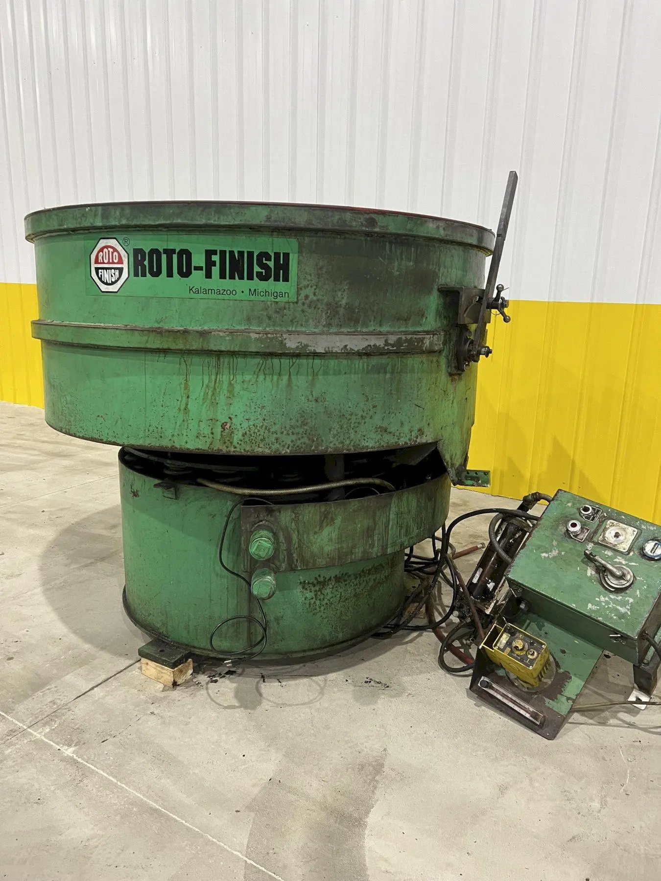 USED ROTO-FINISH ST-12