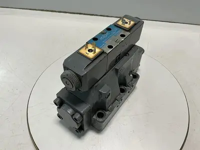 USED VICKERS DG4V-3-6C-M-U-HL7-60