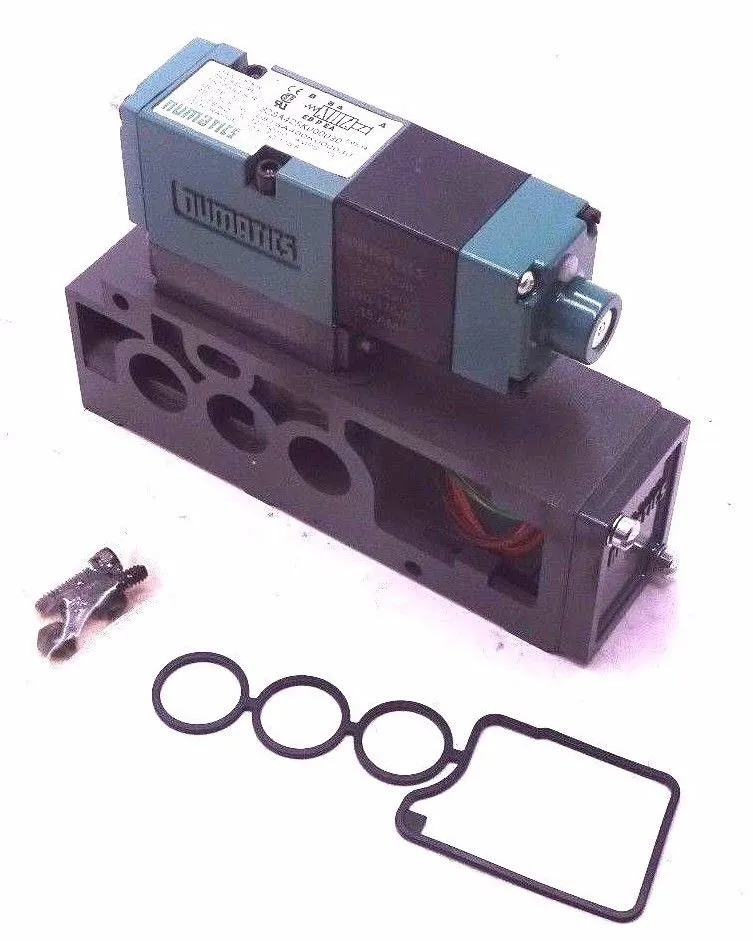 NEW NUMATICS 82SA425K000030 SOLENOID VALVE