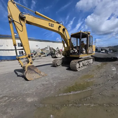 CATERPILLAR E110B Excavator | Iron Listing (9)