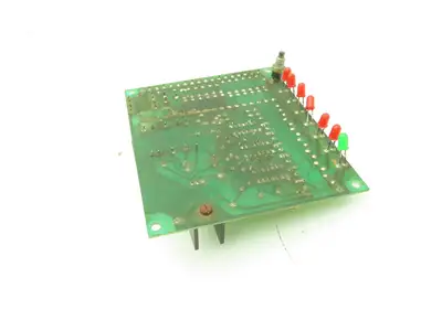Static Control Systems LED6+1M M081/1 SCS Circuit Board PCB 110 VAC 6 Led Relay