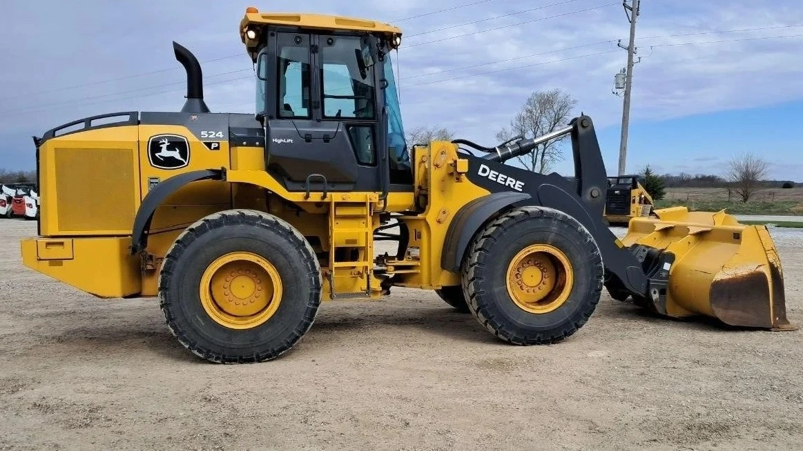 USED 2023 Deere 524 P-TIER