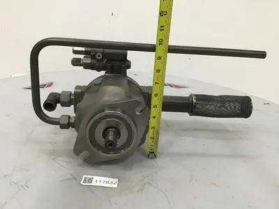 USED BRUENINGHAUS HYDRAULIK A10VSO28DR/30R-PPA12N00-S0109