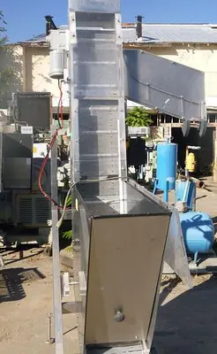 Feeder, Cap, Elevator, S/st, 62" Discharge #S744313
