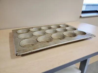 Sweet Roll Pan