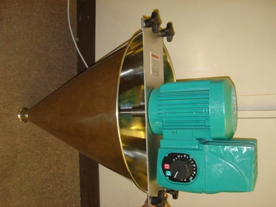 R-B Clamp On Stirrer 0.37 kW V/Speed 1 Ph