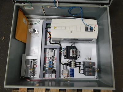 ABB _UNKNOWN_ Variable Frequency Drives | Equipment Recovery Corp. (11)