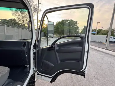 Used 2024 ISUZU NPR HD Box trucks Florida US | Truck and Van Outlet #1509183