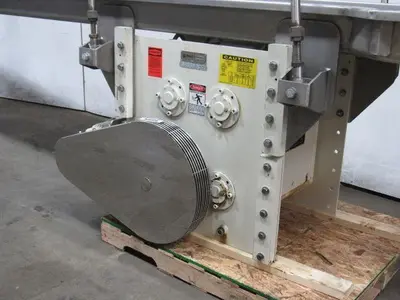 Triple S Dynamics HDC-8/2/LH Slipstick Stainless Steel Vibratory Feeder Conveyor