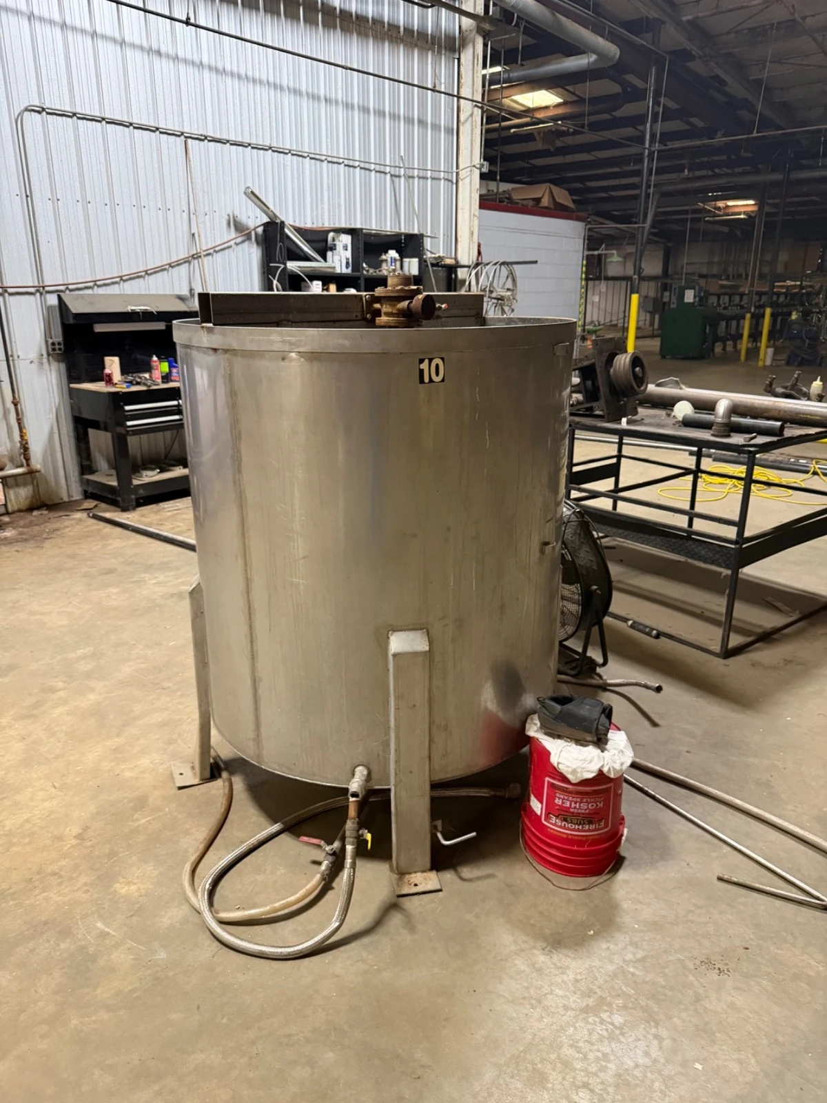 USED Stainless 400 Gallon