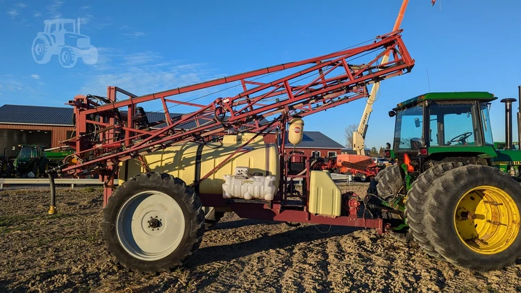 Used HARDI NM1000 Sprayers | Rosseel's Equipment Inc #720556