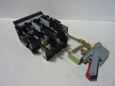 USED ALLEN BRADLEY 1494V-DS30 SER A