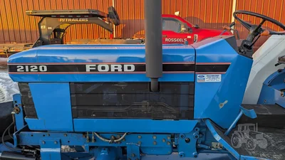 USED 1990 NEW HOLLAND 2120