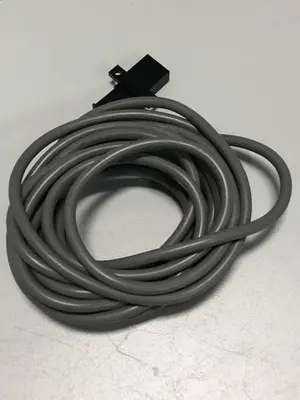 USED OMRON EE-SPY401