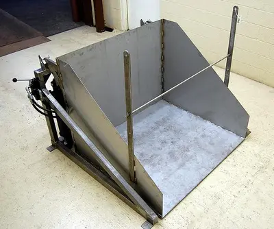 (NEW) All Stainless Steel Bin/Tote Dumper