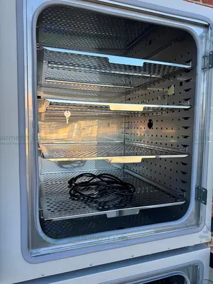 USED CARON 7002-10-1 DOUBLE STACK HEATED INCUBATOR, 10 CU. FT, 70ºC, 115 VAC