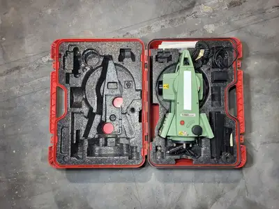USED LEICA TCR803