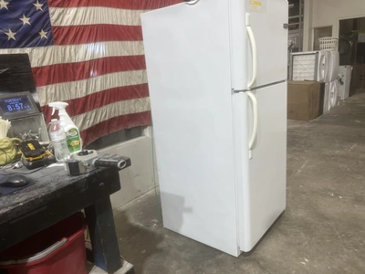 Used FRIGIDAIRE FREEZER ON TOP Refrigerators Michigan US | Miedema Asset Management Group #1313568
