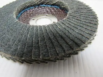 Norton 19263 Charger 60 Grit Flap Disc 4" X 5/8" Box Of 5