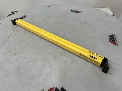 USED BANNER SLSR30-750Q8