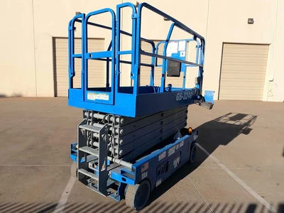 USED 2016 GENIE GS-3246