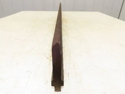 Press Brake Punch Die 51-1/16" Long 90° V 1/2" W 3-3/4" H 1/2" Tang