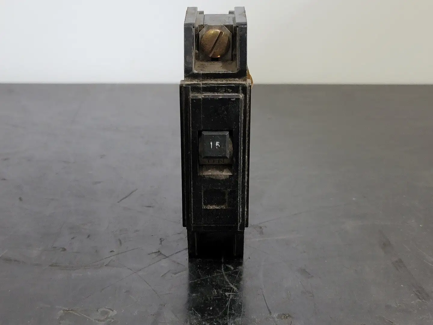 USED WESTINGHOUSE QCL1015