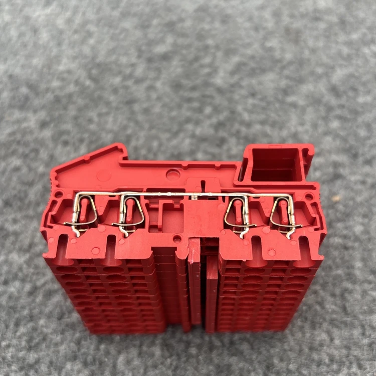 Used Phoenix Contact Type ST 2,5 Quattro Terminal Blocks California US | Davliegogo LLC #1708366