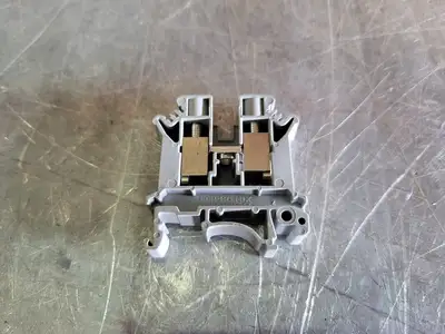 USED PHOENIX AUTOMATION 60947-7-1