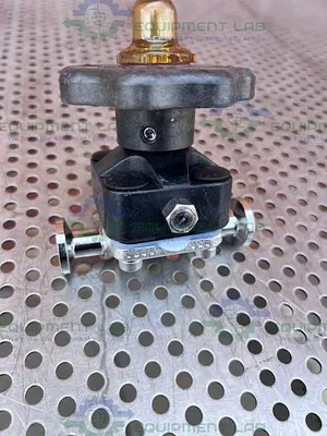 USED ITT PURE FLO .5-316-RA15MAX-CWP150 DIAPHRAGM VALVE W/ 1/2" SANITARY FITTING