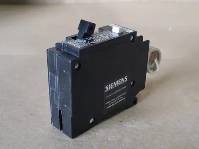 New | in-Stock SIEMENS QF115H Switchgears British Columbia CA | Lenmark #238949