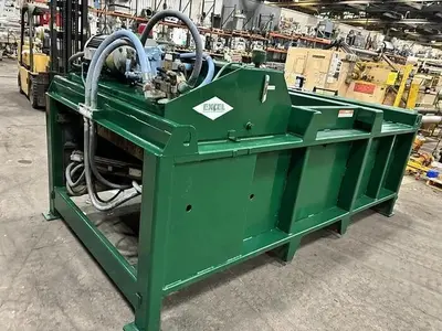 EXCEL EX-60 CLOSED DOOR DUAL 6" CYLINDER HORIZONTAL BALER