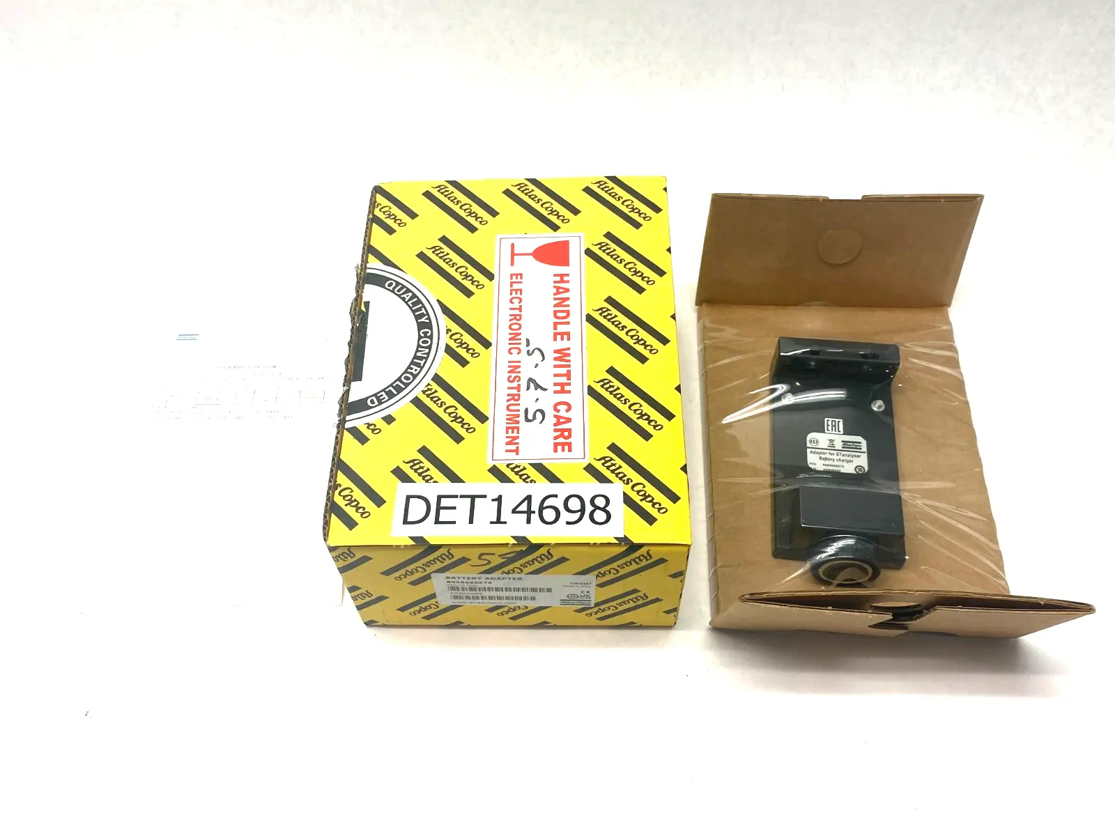 NEW ATLAS COPCO SERVAID BATTERY ADAPTER FOR STA ANALYZER
