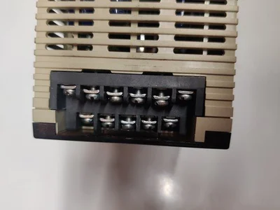 USED OMRON CONTROLLER