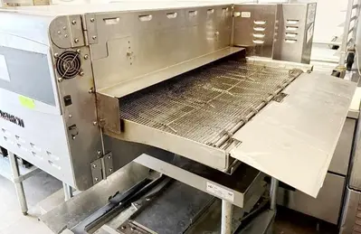 USED OVENTION C2600