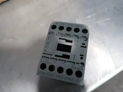 NEW EATON XTRE10B40E0