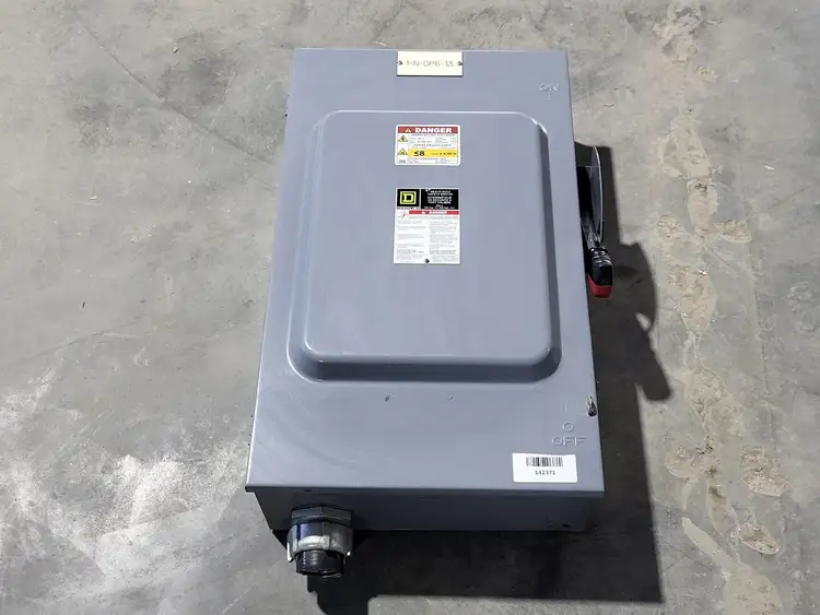 Used SQUARE D CH324N Switchgears British Columbia CA | Lenmark #835756