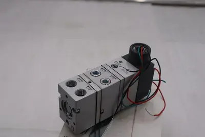 NEW CONTROLAIR O/B 0-30PSI ELECTRIC TO PNEUMATIC TRANSDUCER 550-AIA STOCK L-785