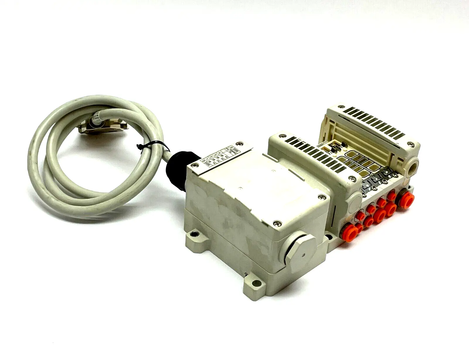 VV5QC21-04N3TD0-S | SMC  Base Mounted Terminal Plug-In Manifold - Used