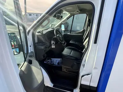 Used 2023 FORD TRANSIT Reefer Trucks Florida US | Truck and Van Outlet #1509167