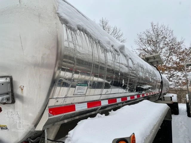 Used 1998 WALKER _UNKNOWN_ Liquid Supply Trailers Indiana US | Lakeshore Equipment Sales #1546572