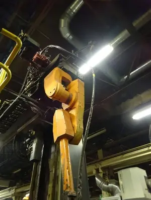 USED CLOOS ROMAT 360 32TM HIGH DIMENSION AUTO WELDING