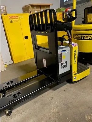 USED 2008 HYSTER B60ZAC