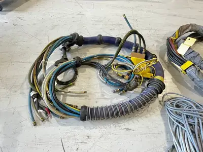 Used Leoni Robot Cable Management System Robot Parts Michigan US | Maverick Industrial Sales #1467894