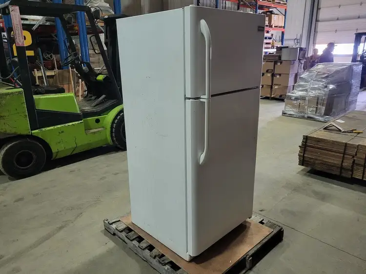 Used FRIGIDAIRE _UNKNOWN_ Office Equipment British Columbia CA | Lenmark #266817