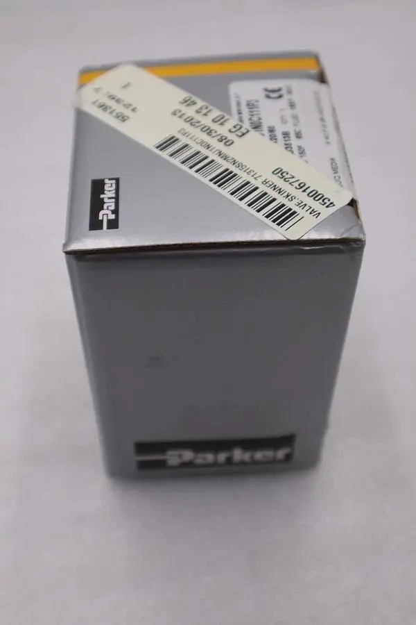 NEW PARKER 71315SN2MNJ1N0C111P3 VALVE STOCK G368A